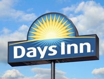 Days Inn & Suites By Wyndham Madisonville Buitenkant foto